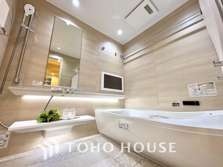 風呂 【BATHROOM】◆プライベートな空間◆simpleだからrelaxできるんです。こころもからだもキレイさっぱり。