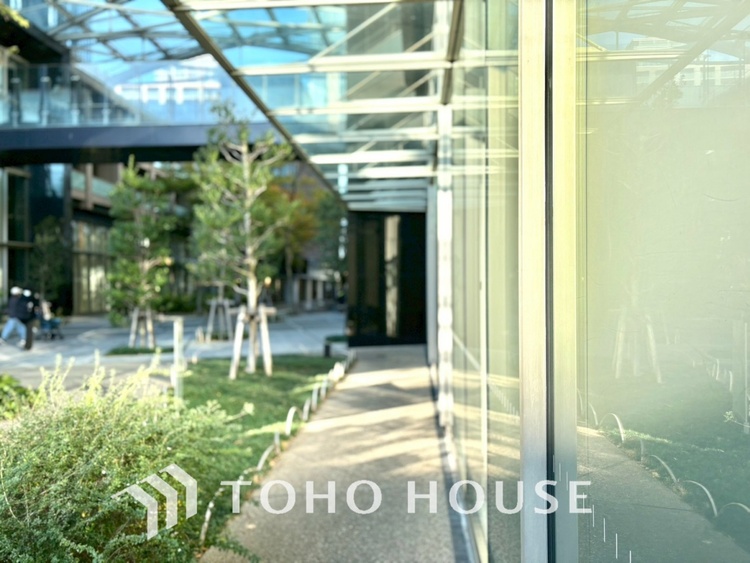 外観 【APPEARANCE】◆眩い◆光が燦々と入り、家族の笑顔を照らす。「いつまでも続いて」と願う夢のような毎日がここにある。