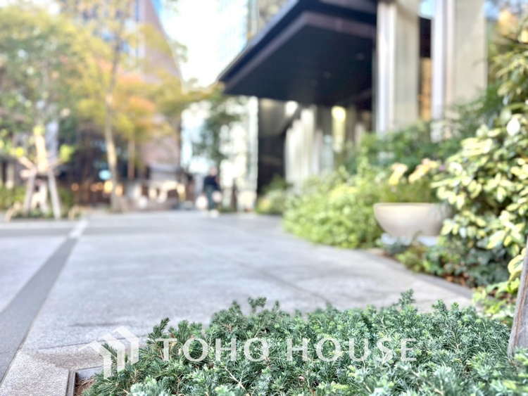 外観 【APPEARANCE】◆陽光◆が差し込む。この開放的な空間に家族の笑顔が集う。家族が一緒に過ごす空間は明るく、そして居心地よく。