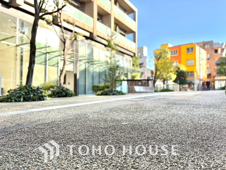 バルコニー 【BALCONY】◆Open new door◆扉の向こうには青空が広がっている。