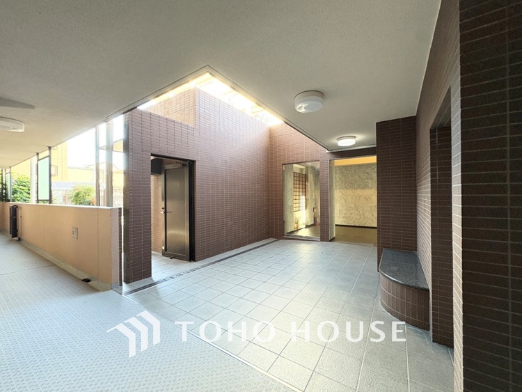 その他 【ENTRANCE】◆安心◆して歩ける。安心して家族の帰りを待てる。そんな安心を感じさせる住環境。