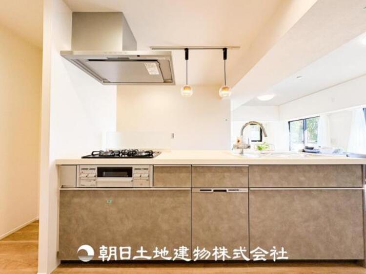 キッチン 毎日使う場所だからこそ、ストレスなく使えて、スムーズな家事ができる空間になっております。