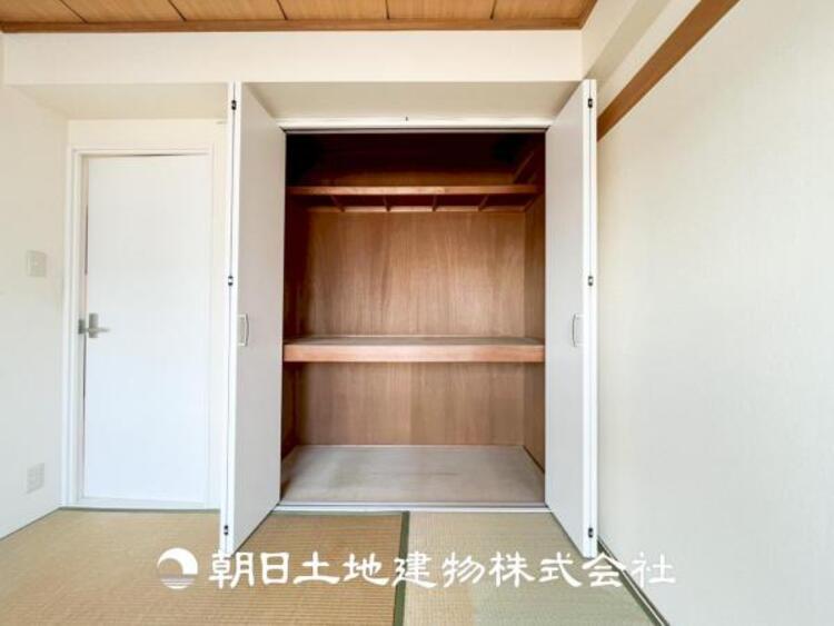 収納 【収納】部屋ごとに設けた収納は住みやすさへのこだわりがあります。シンプルで使いやすい収納スペース。