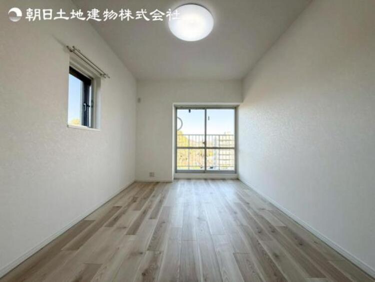 内装 すぐの見学や資料請求などお気軽にお問い合わせおまちしております