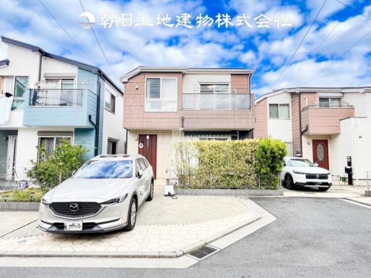 外観 表現された空間はたくさんの光を浴び、風を感じ、暮らしの時間を豊かにしてくれます。