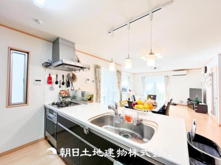 キッチン 快適な日常を支える機能性と強さがひとつになった自慢のキッチンです。