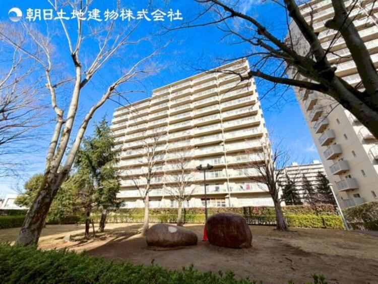 外観 すぐの見学や資料請求などお気軽にお問い合わせおまちしております