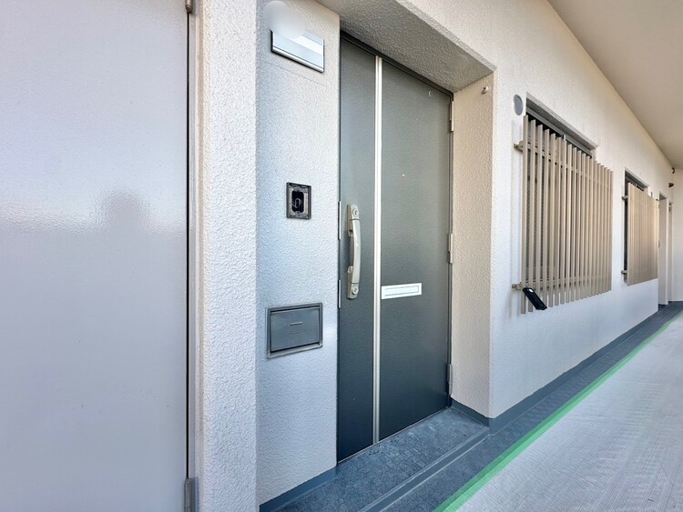 玄関 玄関を開ければ、そこは安らぎのご自宅。