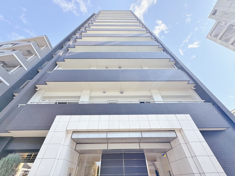 エントランス 外と内をつなぐエントランスは、まさに顔となる場所。