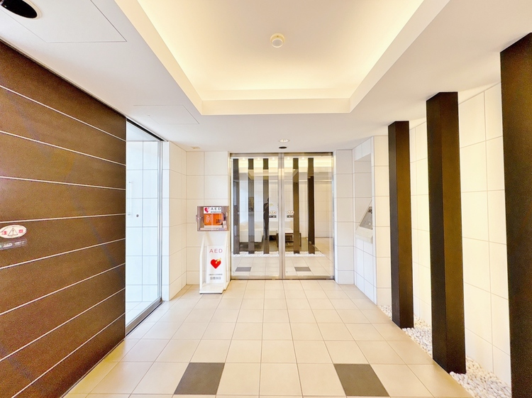 エントランス エントランス内部は、管理が行き届き清潔な共有スペースとなっています。