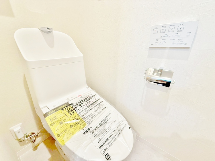 トイレ 暮らしの中のさりげないひとときの快適さにも、こだわりを、持って設備を配しております。