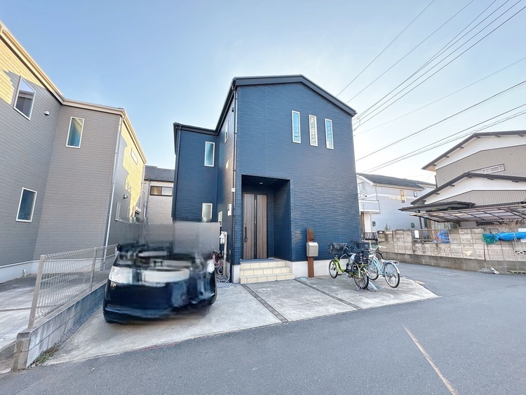 駐車場 本物件の駐車スペースです。車種制限のある場合もございますので、お気軽にお問い合わせくださいませ。