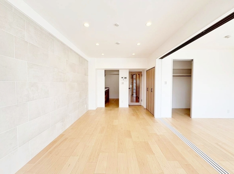 居間 飾り過ぎないシンプルな内装と偏り過ぎないデザインで統一しました。