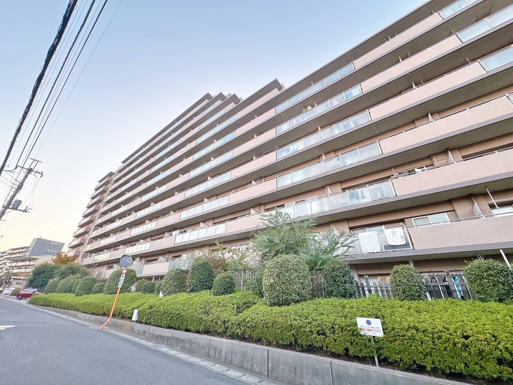 外観 現地に足をお運びいただいた際には、周辺散策などをお勧めいたします。