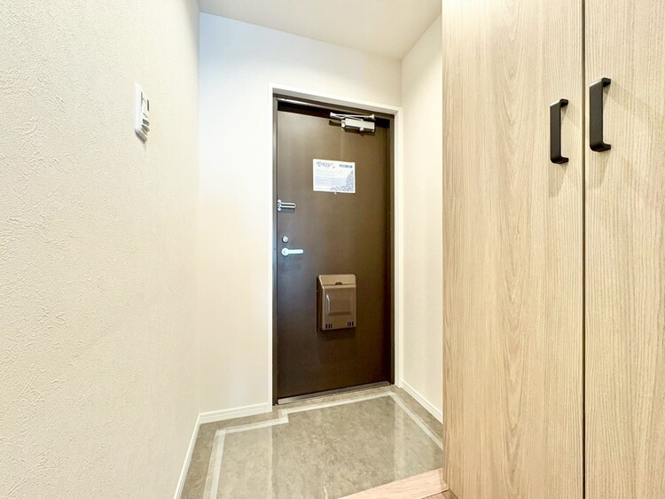 玄関 シューズボックスを完備した玄関です。