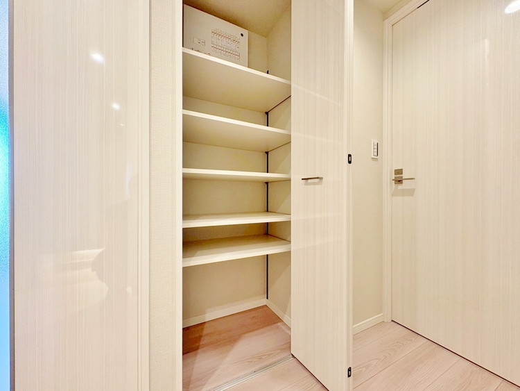 収納 居室にはクローゼットがあり、荷物もスッキリ収納して快適にお過ごしいただけます。