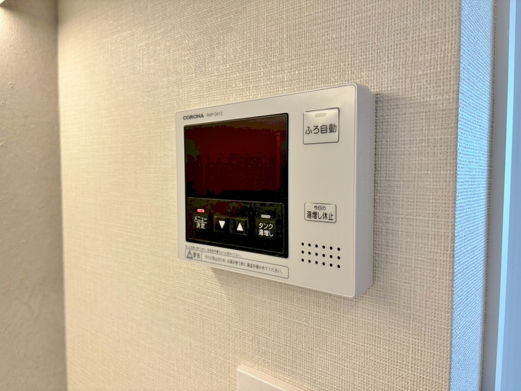 設備 見やすい画面で操作しやすい給湯パネルです。