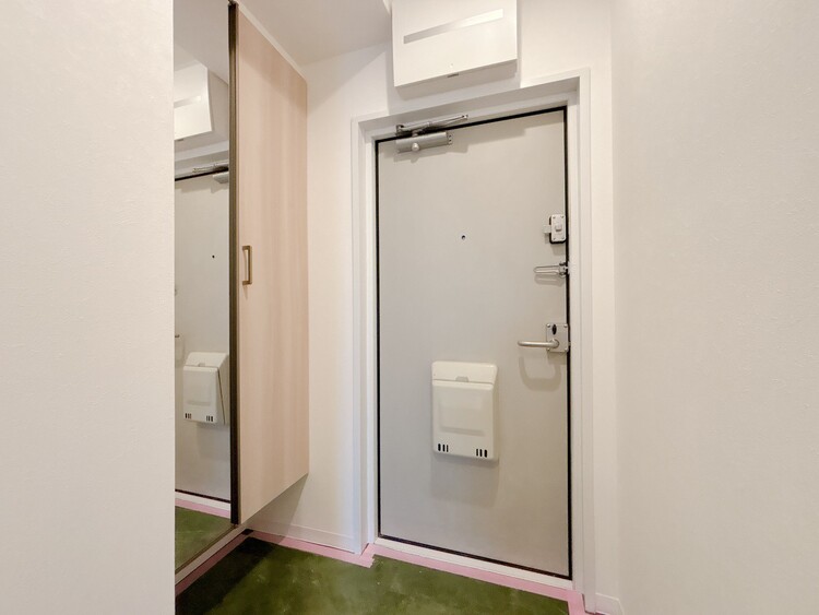 玄関 シューズボックスを完備した玄関です。