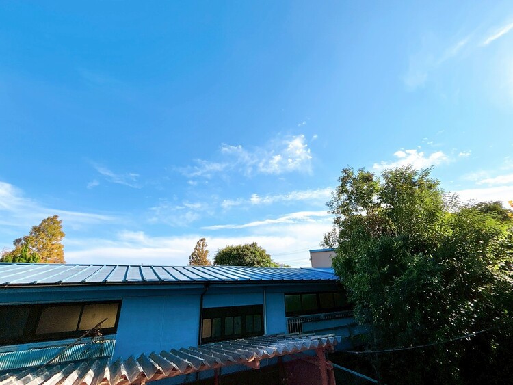 バルコニー 頬をなでる、優しい風を感じることが出来ます。