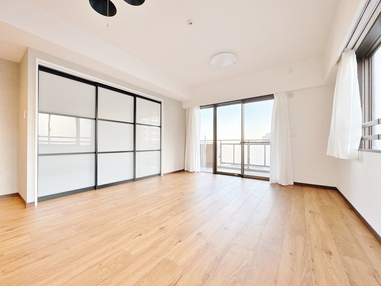 居間 過ごす時間が、たくさんの思い出として紡がれていく場所。