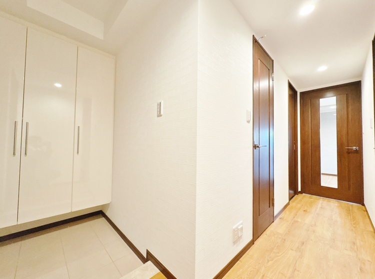 玄関 シューズボックスを完備した玄関です。