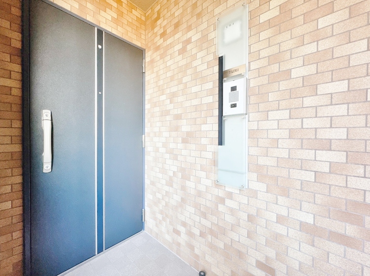 玄関 玄関を開ければ、そこは安らぎのご自宅。