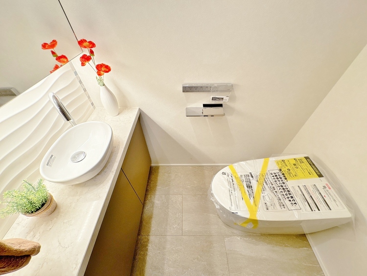 トイレ 暮らしの中のさりげないひとときの快適さにも、こだわりを、持って設備を配しております。