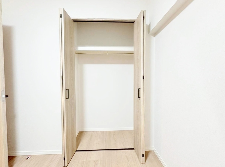 収納 居室にはクローゼットがあり、荷物もスッキリ収納して快適にお過ごしいただけます。