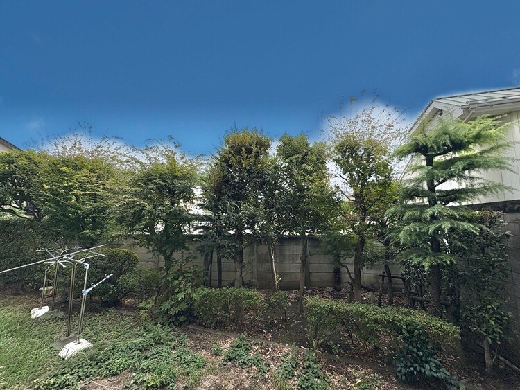 バルコニー 窓を開けると広がる青空。心をリフレッシュして日々を過ごしていきましょう。