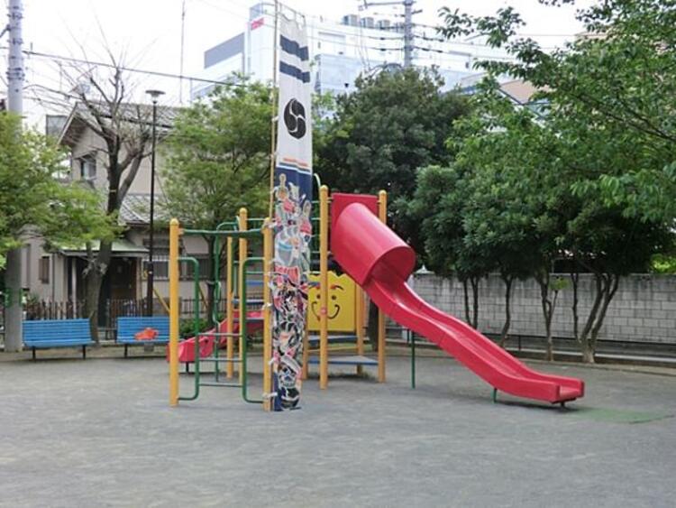 周辺 生麦神明公園　280m