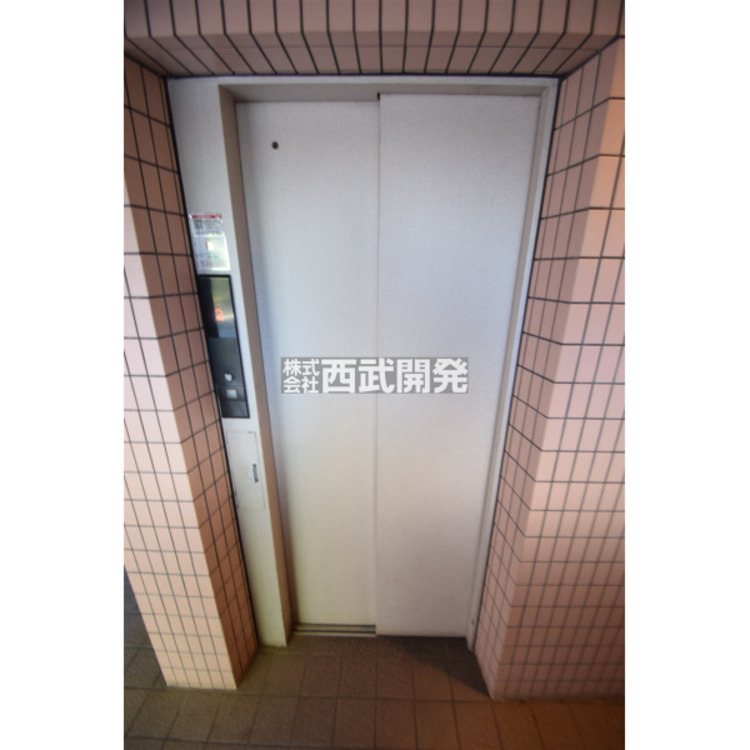 設備 エレベーター