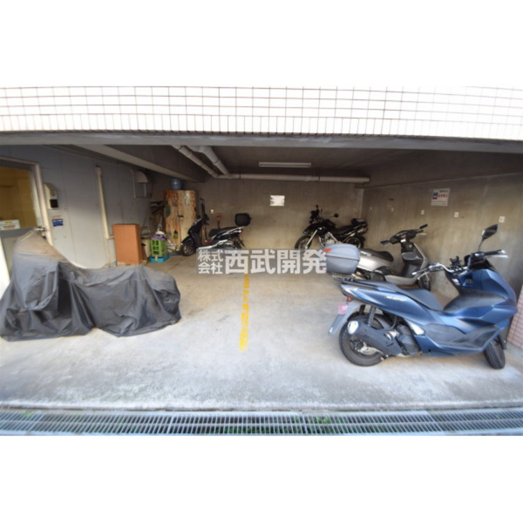 その他 バイク置場