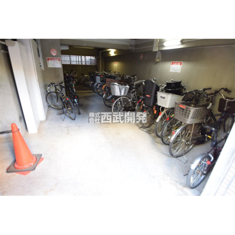 その他 駐輪場