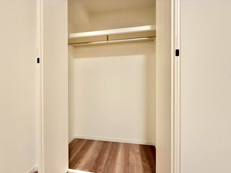 その他 収納スペースが付いていて、お部屋を広く使っていただけます。