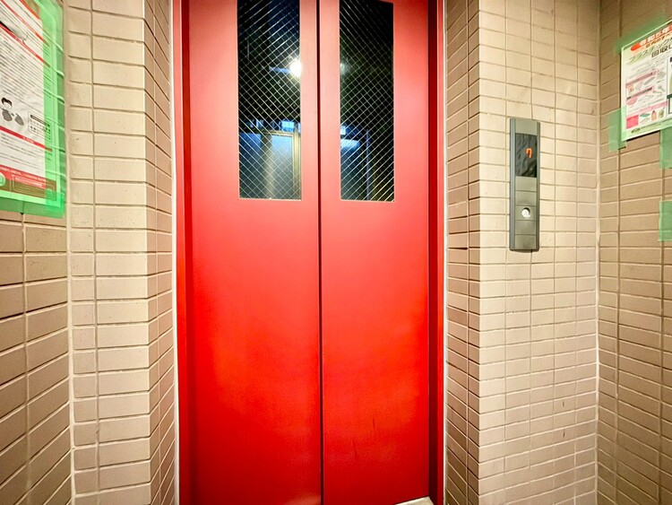 その他 エレベーター完備のため荷物が多くなっても安心。