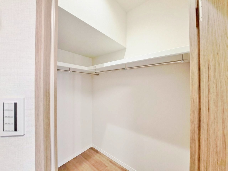 その他 収納スペースが付いていて、お部屋を広く使っていただけます。