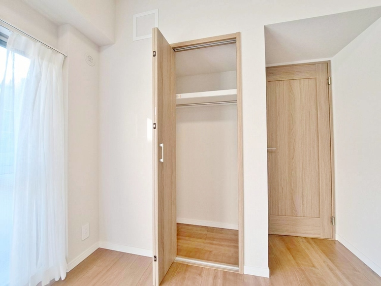 その他 家電やスーツケース、ストック品など何でも片付く嬉しい空間です。