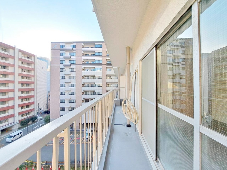 その他 朝の澄んだ空気や、夕方に吹く清々しい風を感じられるバルコニー。