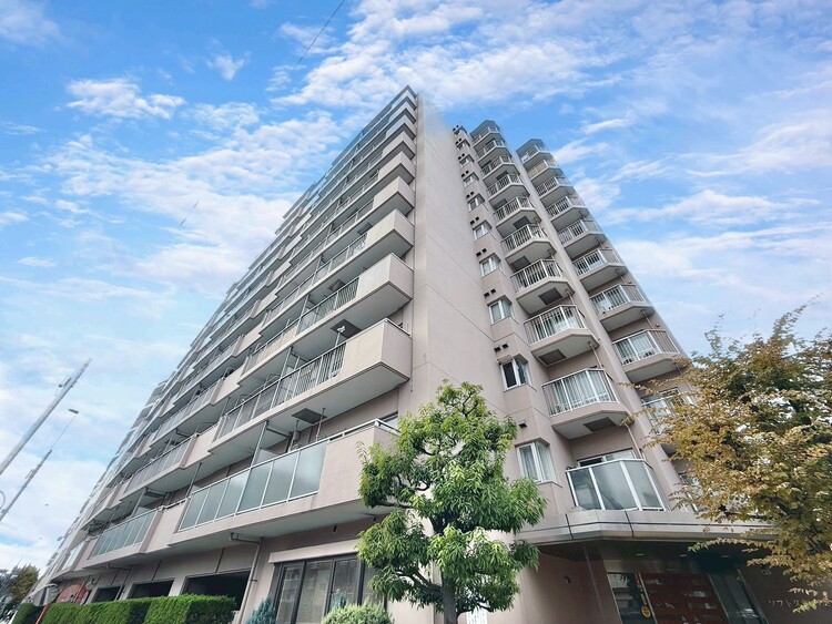 その他 飽きのこないシンプルモダンな外観です。