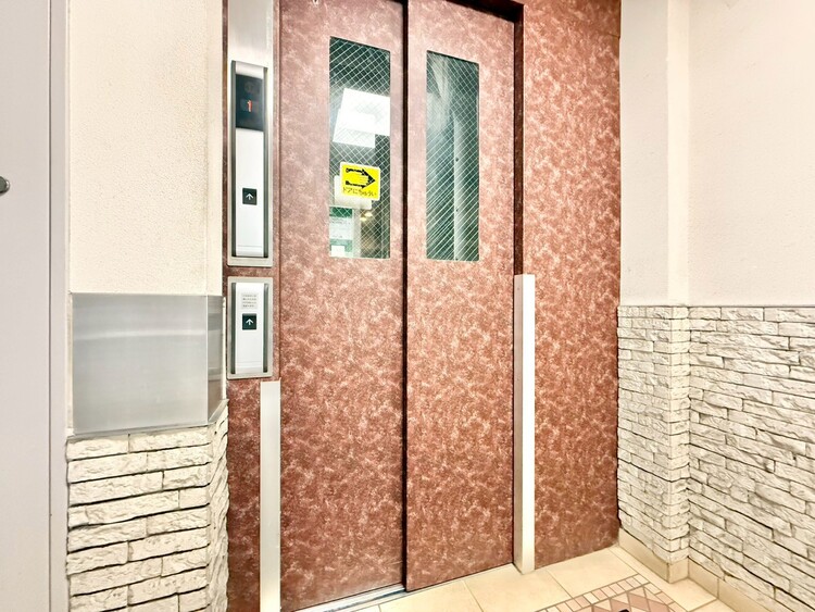 その他 エレベーター完備のため荷物が多くなっても安心。