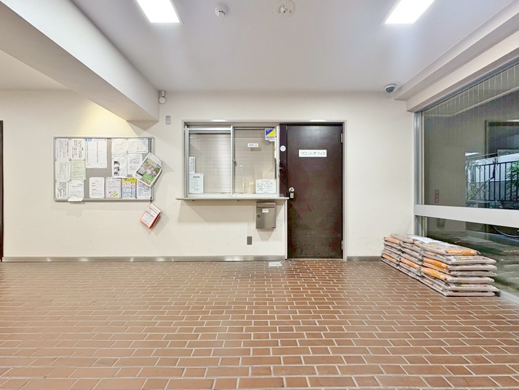 その他 館内は静寂な中が保たれており、管理が行き届いている印象を受けました。