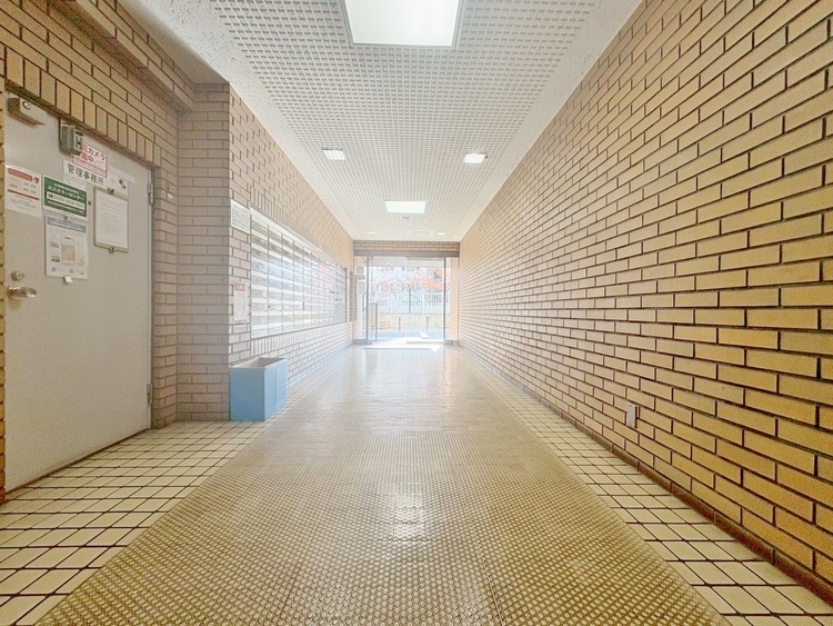 その他 館内は静寂な中が保たれており、管理が行き届いている印象を受けました。