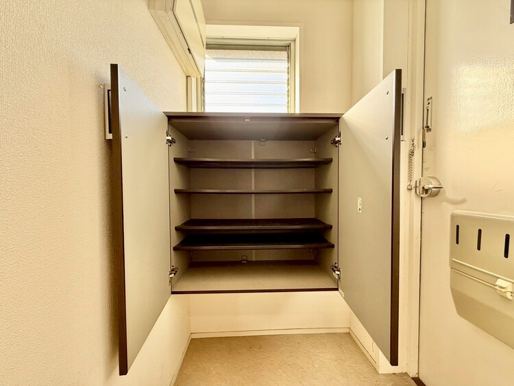 その他 家電やスーツケース、ストック品など何でも片付く嬉しい空間です。