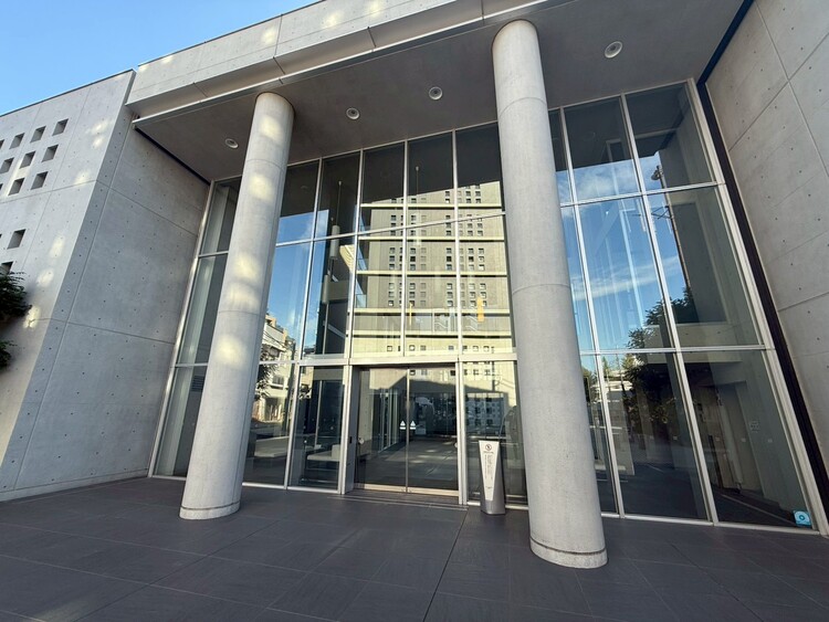 その他 上質感漂う玄関アプローチです。