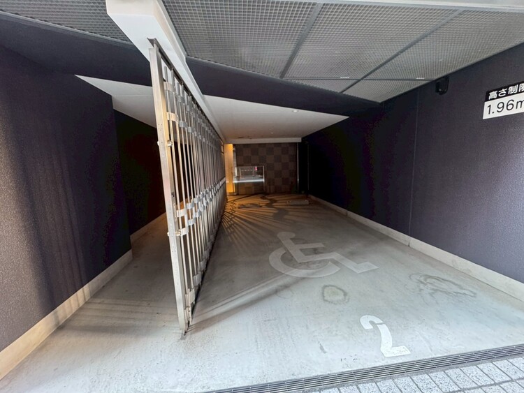 その他 駐車スペースが嬉しいですね。※空き状況は都度ご確認下さい。