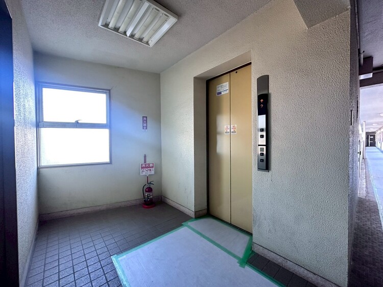 その他 エレベーター完備のため荷物が多くなっても安心。