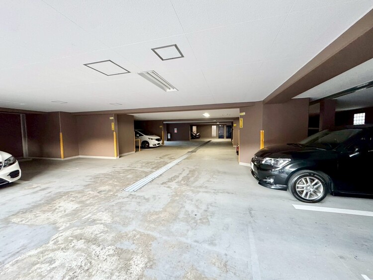 その他 駐車スペースが嬉しいですね。※空き状況は都度ご確認下さい。