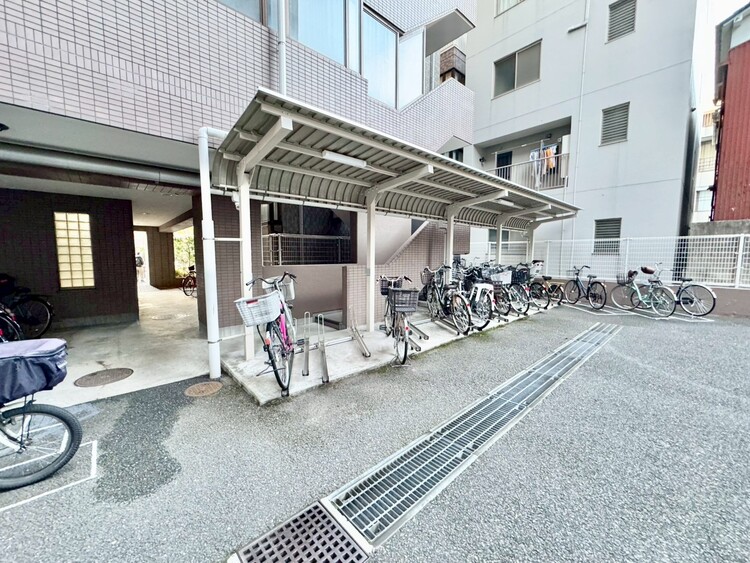 その他 駐輪場も綺麗に整頓されています。※空き状況は都度ご確認下さい。