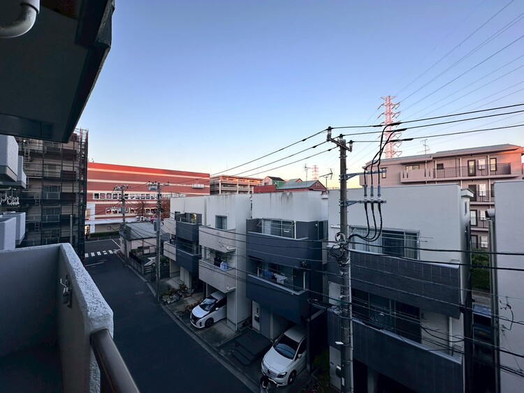 その他 眺望や窓からの景色が良いと、家で過ごす時間も快適です。