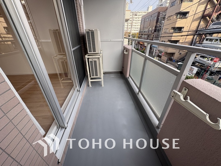 バルコニー 陽当たり良好なバルコニー